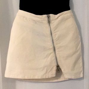 ✨NWT ✨Diagonal Zipper Skirt